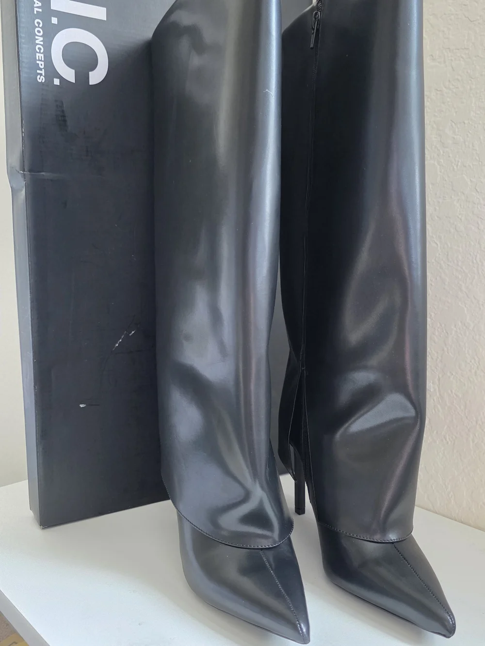 I.N.C. Skylar Fold Over Cuffed Dress Boots Stilleto US6